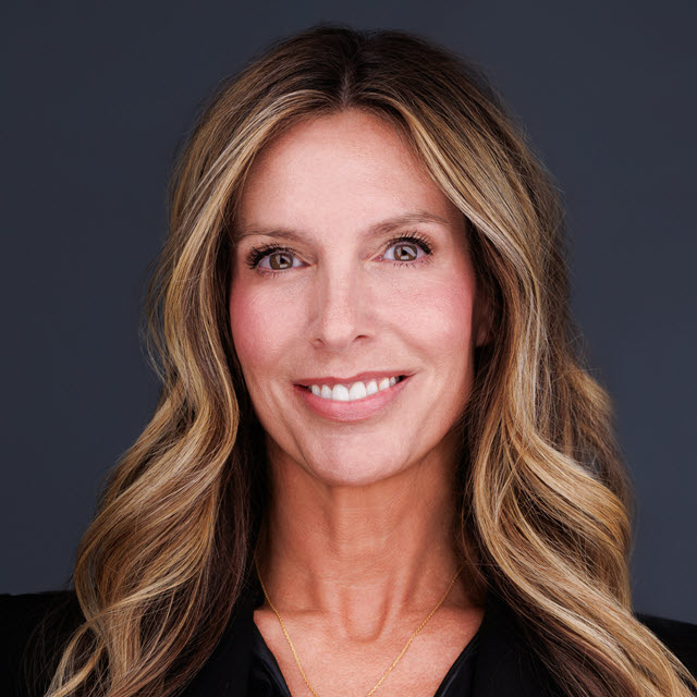 Katie Brown Headshot